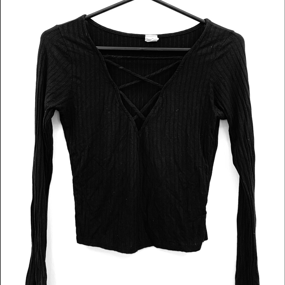 Black long sleeve v neck